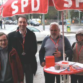 Foto: spd-zehlendorf | Bild Infostand im April |